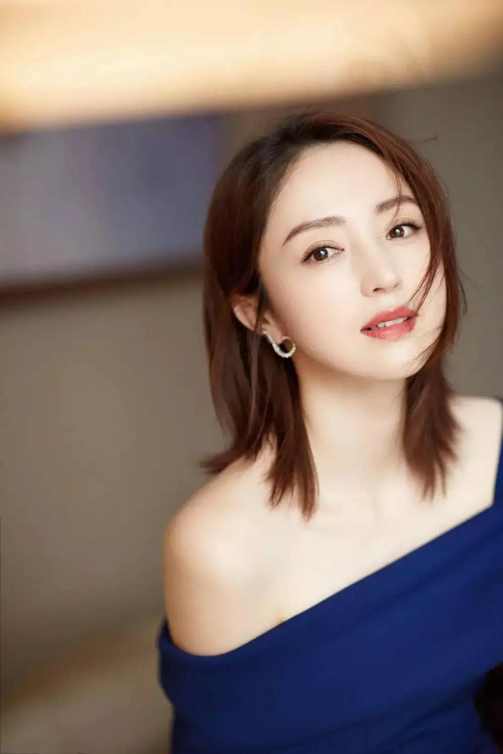 有些女明星拍戏真就是为了还债，董璇就是典型例子。天眼查显示，她名下北京艺璇文化经