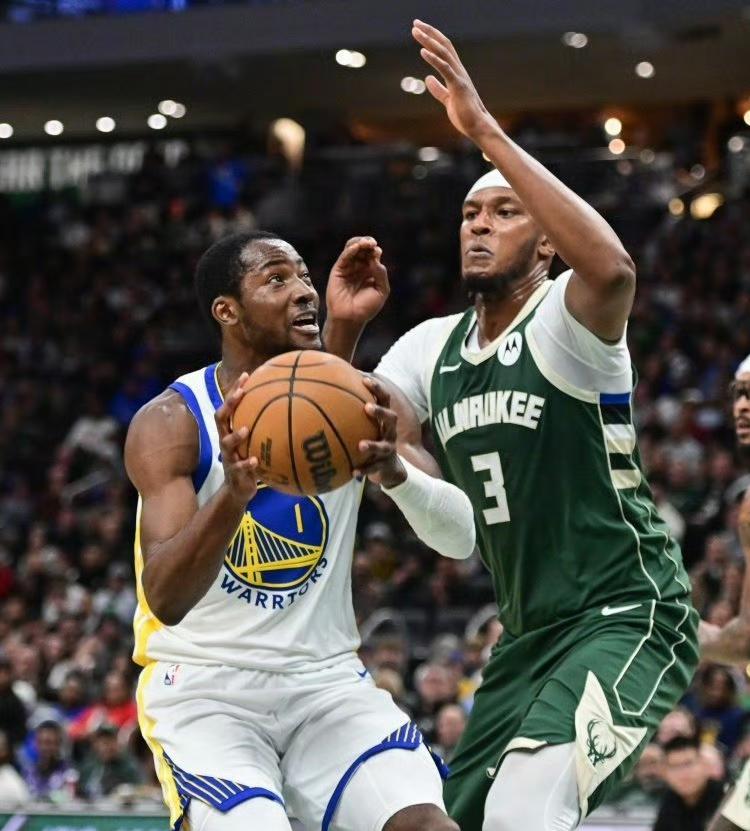 雄鹿真的是血亏！换来特纳之后，数据和战绩全面滑坡1、在步行者（24-25赛季）