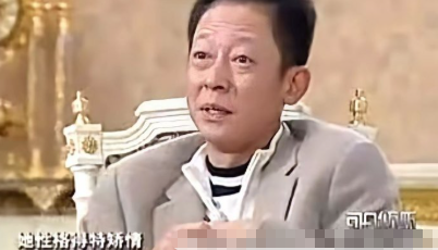 演员王志文说：“当年，在拍《过把瘾》时，江珊来饰演女主角杜梅这个角色，是我向赵宝