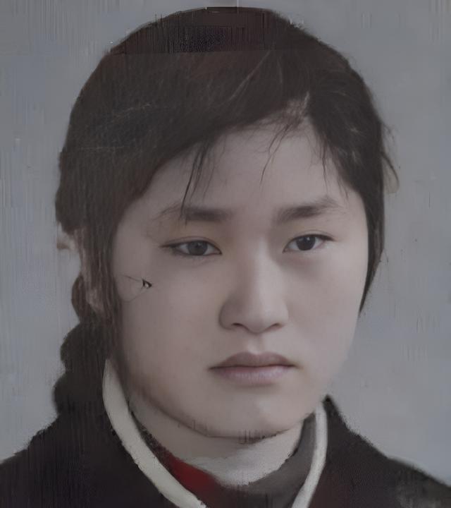 1973年，这名河南初二的女生因为英语试卷背面写了一句“我是中国人，何必学外文”