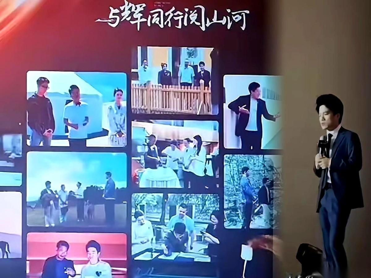 刚刷到董宇辉的消息，说实话，后背有点发麻。前脚刚走，后脚就杀了个回马枪又到了厦