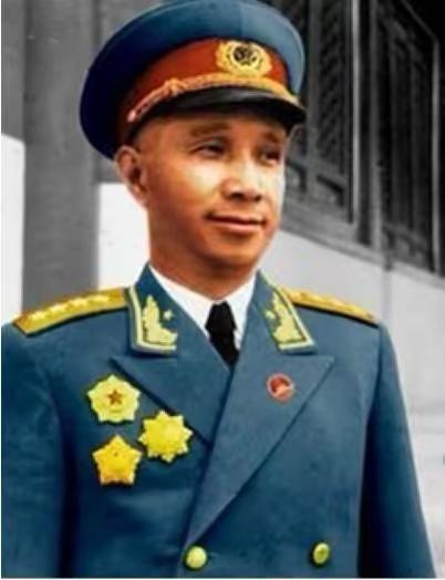 农妇进京当保姆，推门见开国大将，平凡日常藏着最动人的初心1956年，安徽农