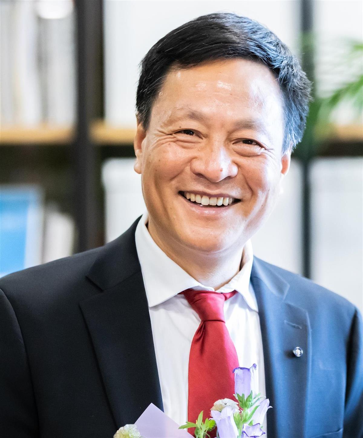 看到北大俞孔坚教授在巴西坠机，特意去查了一下， 不查不知道，一查才发现俞教授