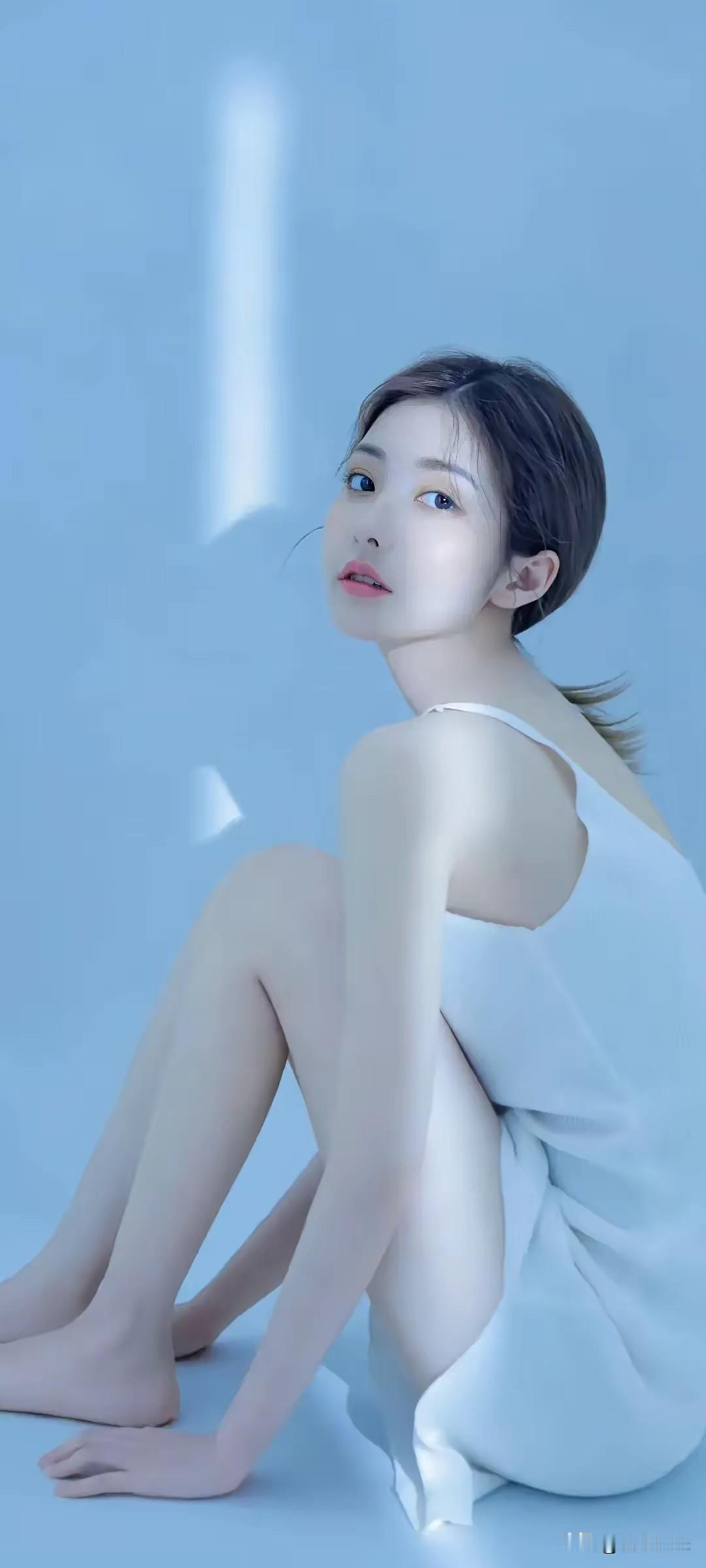 当周围无人吸引你，就该意识到：该往上走了！