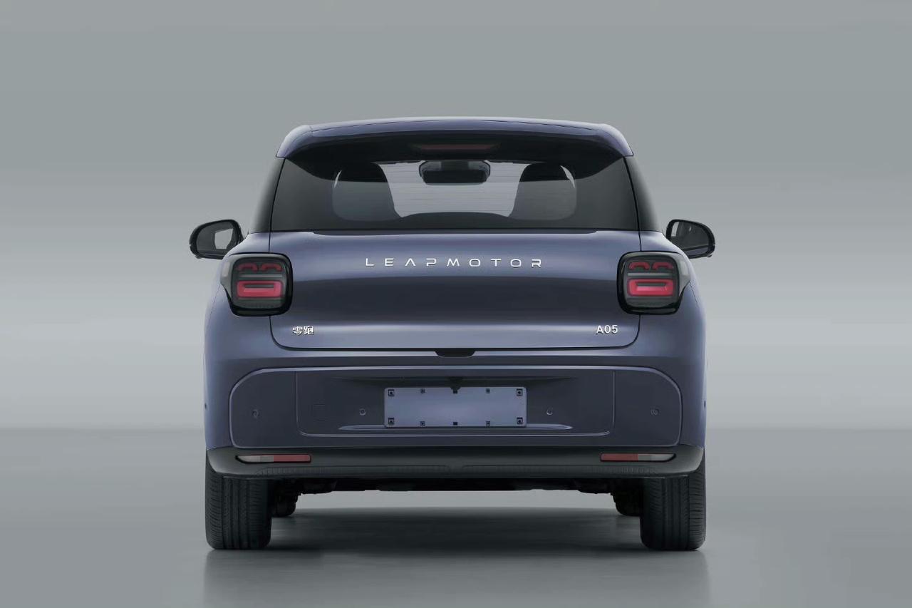 在小型纯电车市场，吉利星愿算是独一档的存在吧，2.65米的轴距，自上市之后，便对