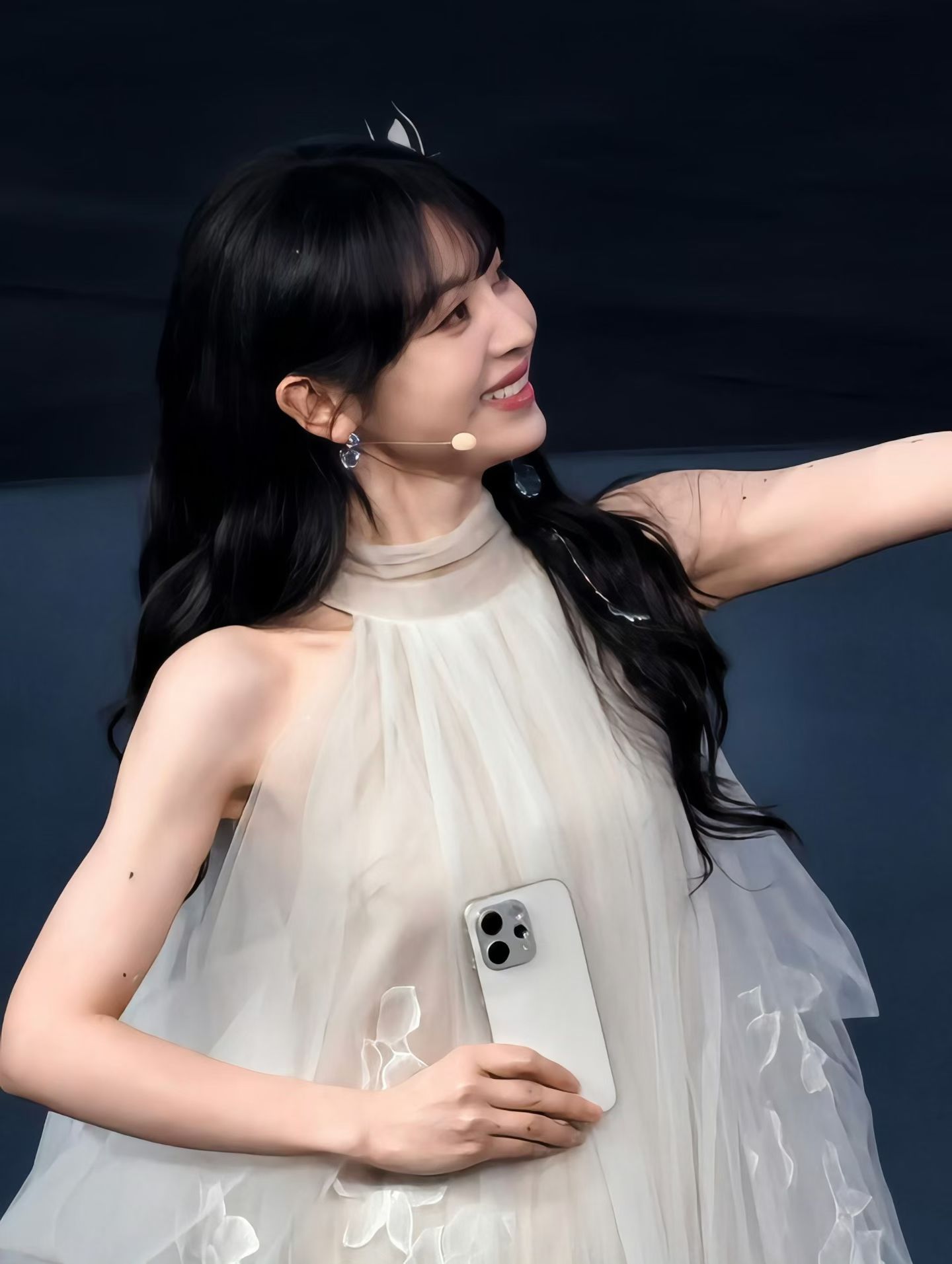 2025哪个手机代言最出圈那必须我们小田！田曦薇！！！又美又可爱！vivo赚大发