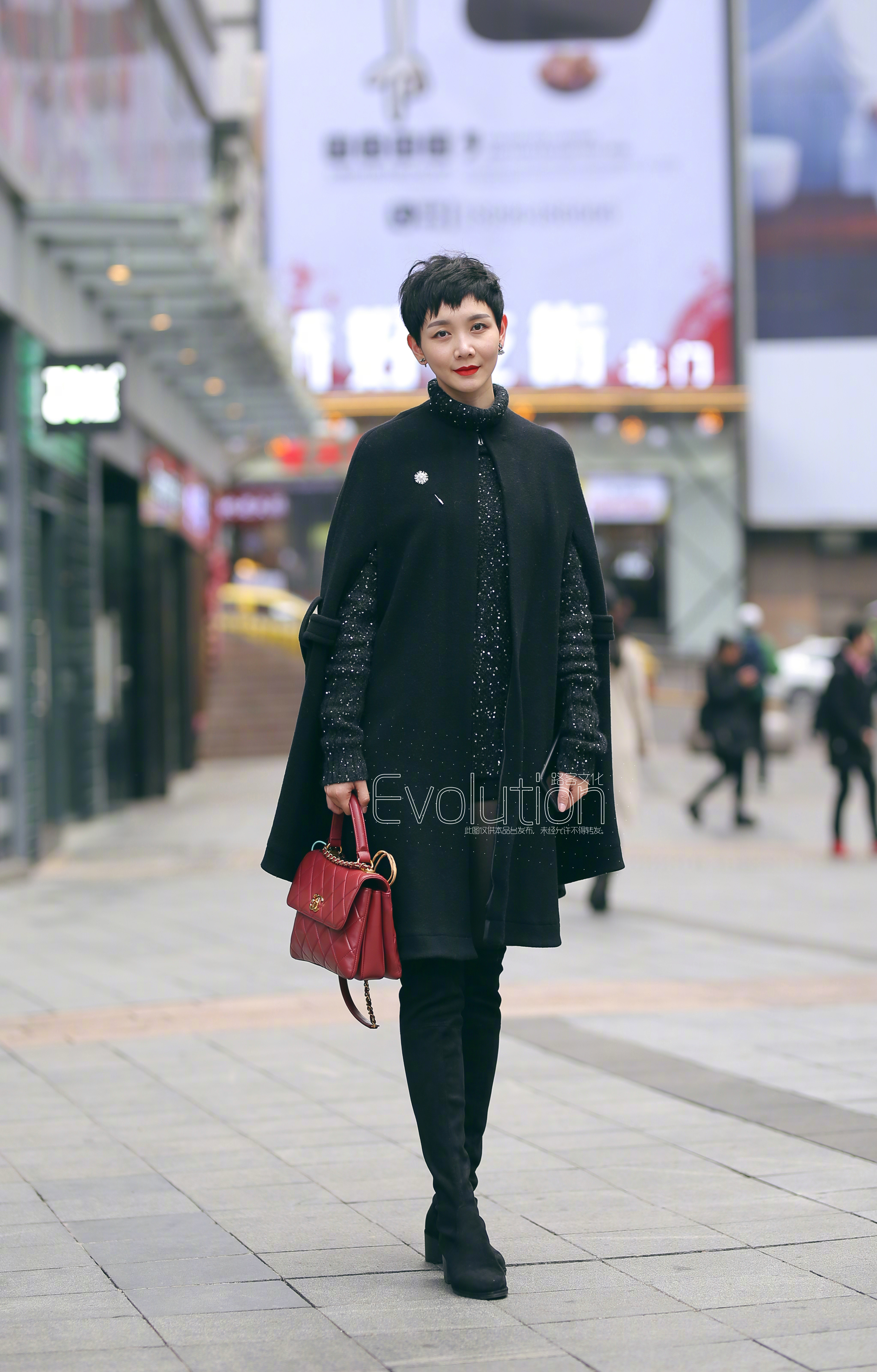 这一身穿搭我都很喜欢有层次，现在的冬天都是羽绒服八块肌肉款​​​