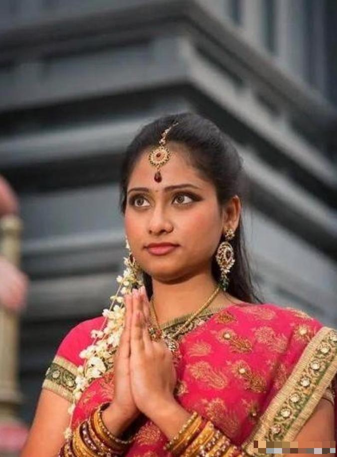 要是说全球投资圈里谁最会“杀猪盘”，印度认第二没人敢认第一。 最近印度股市上