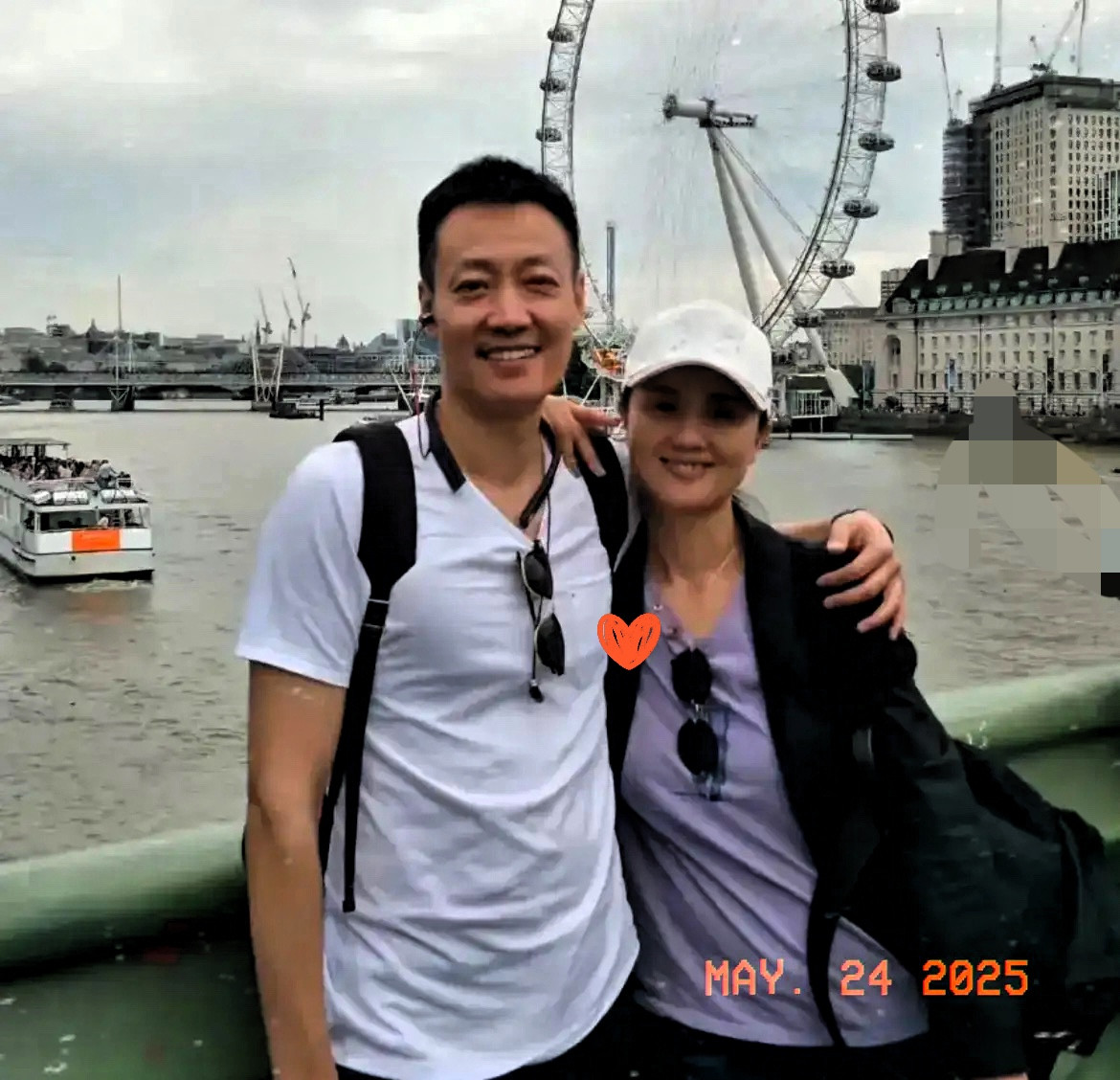 我想辛柏青已经很难再结婚了，原因很简单，不是因为他年纪轻轻丧偶，也不是长相问