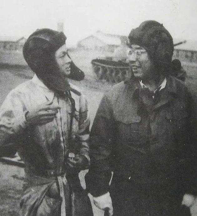 1938年，延安。一个刚从苏联回来的将军，在花名册上看到一个名字，愣住了。