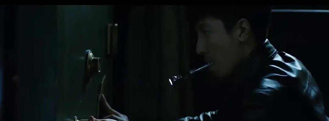 你看过那个没有一句台词却让全网屏住呼吸的30秒吗？《长河落日》大结局封神场面