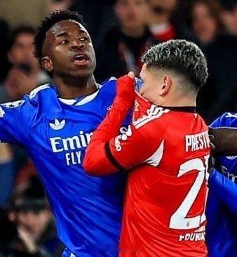 根据多家媒体报道，GianlucaPrestianni在向欧足联调查人员提供