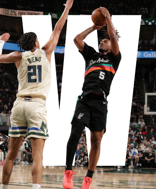 卡斯尔和哈珀最近的三分命中率，真是意外之喜卡斯尔最近15场三分命中率47%，