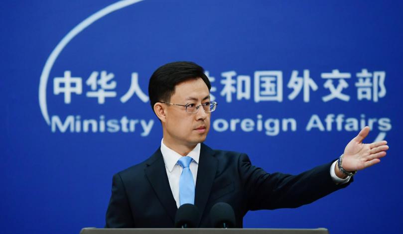 就在美国拿到委内瑞拉大部分油田收益的时候，中国和美国却突然吵起来了，争的还是委内