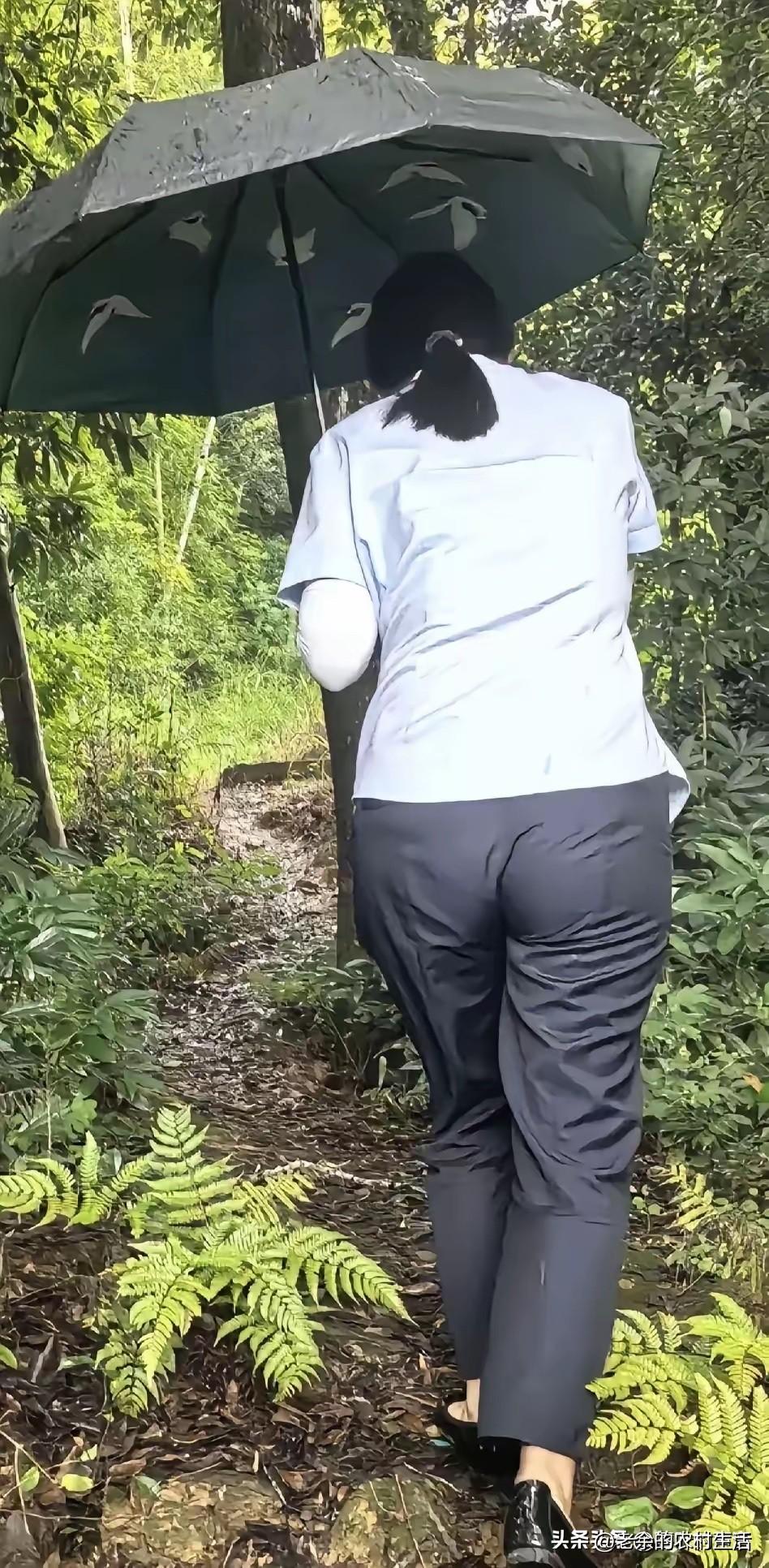女人要向上社交这是我听到最可笑的一句话凭什么你的价值在哪里向上X交还差不