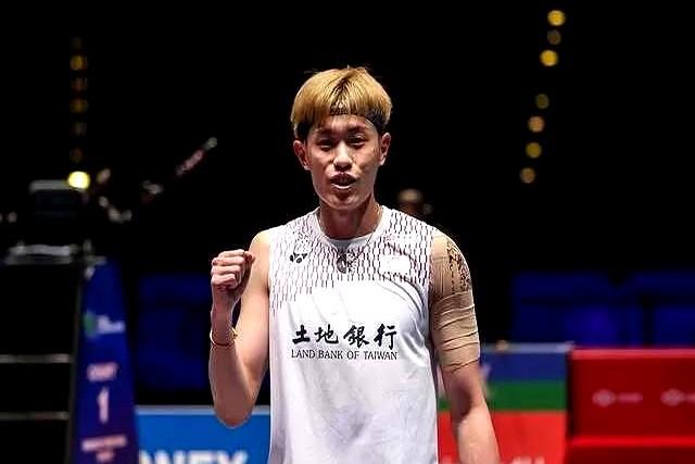 刚刚结束了一场2026中国台北羽毛球公开赛男单1/16决赛，金廷拖着伤愈的身体