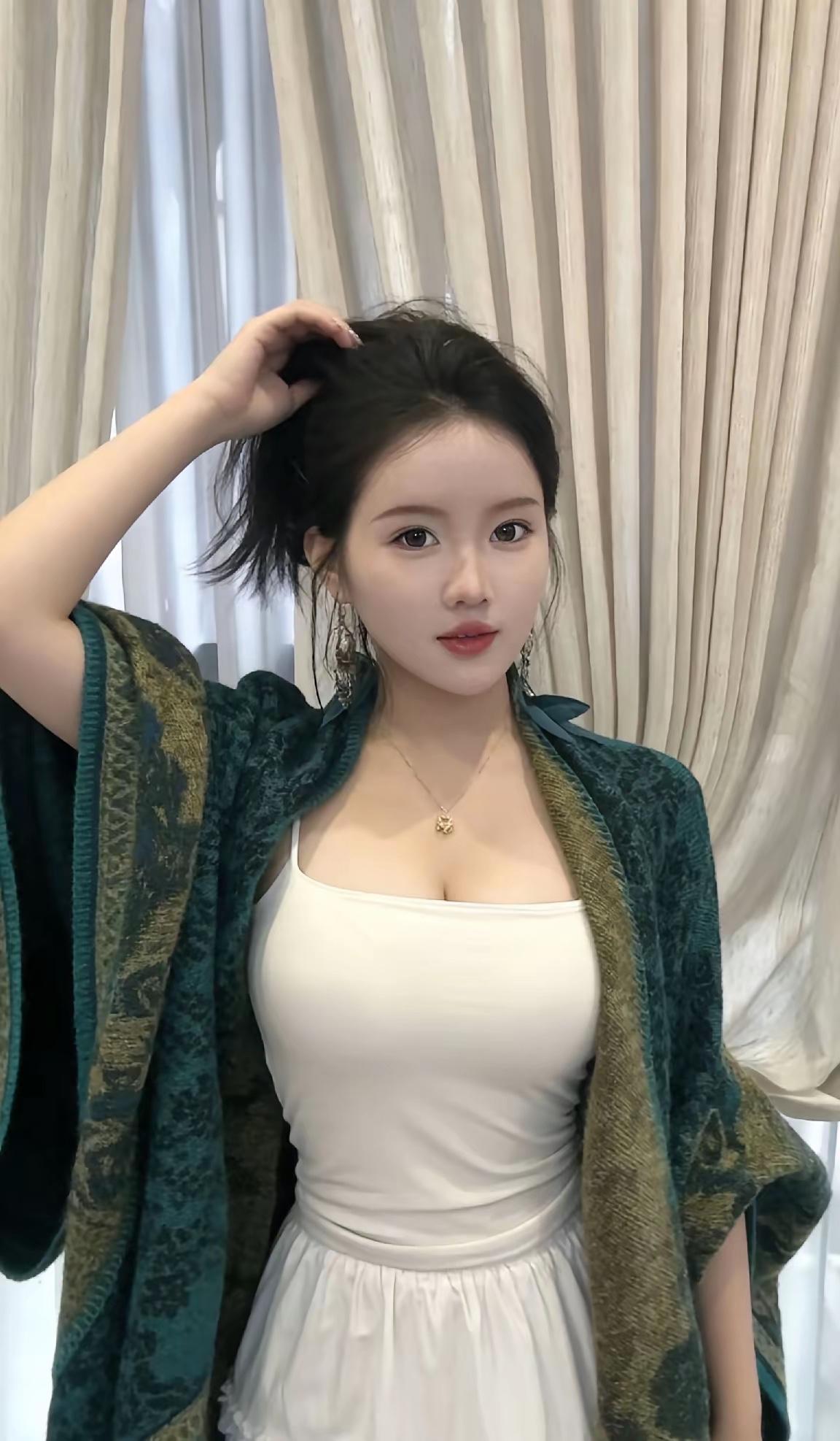 这个缠了中国人几千年的婚恋难题，从来都不是非此即彼的单选题，可偏偏太多人把它活成