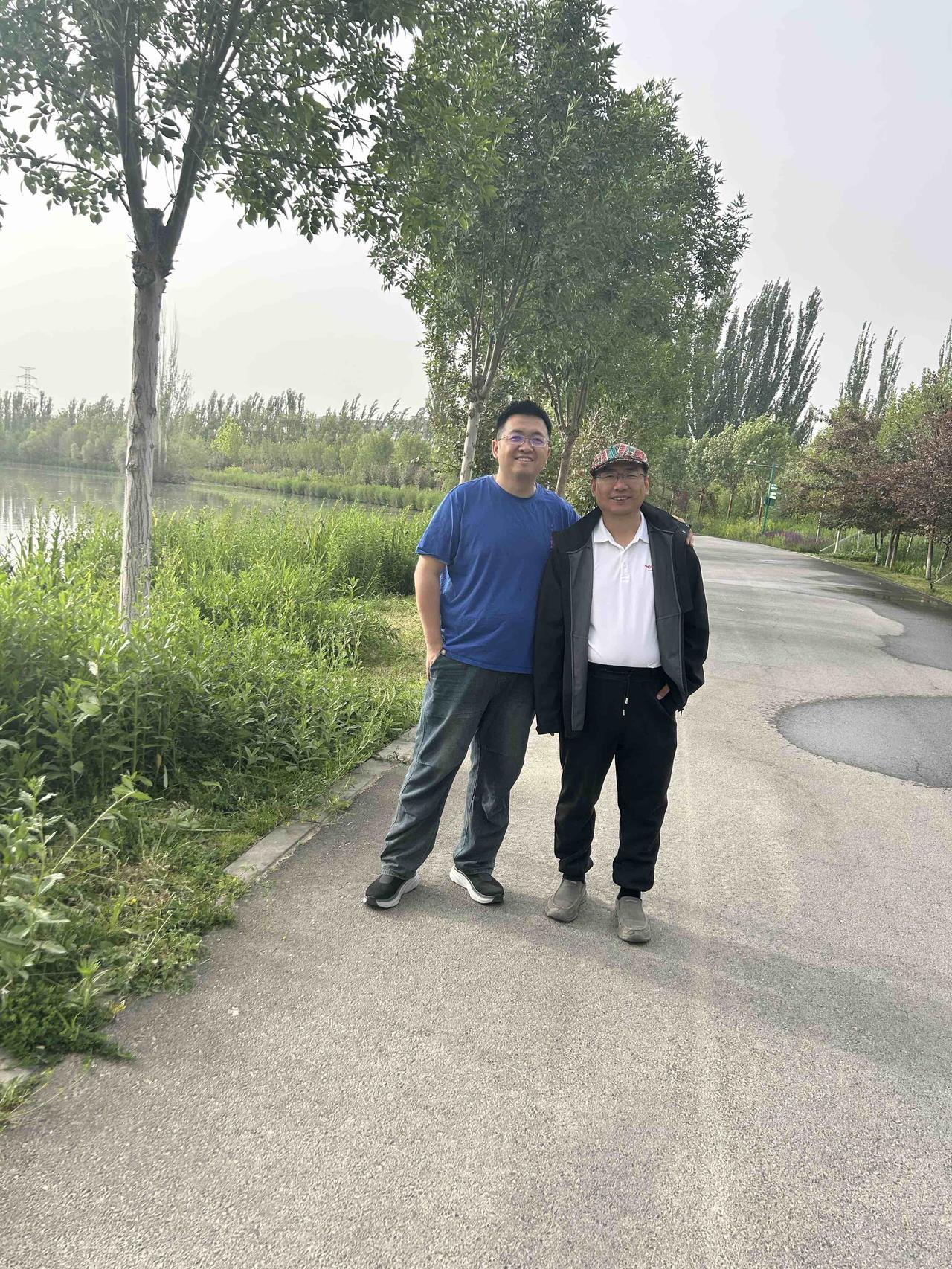 回北京了，比新疆还热这一次，基本是南疆玩了一半，12天都不够新疆太美、太大了