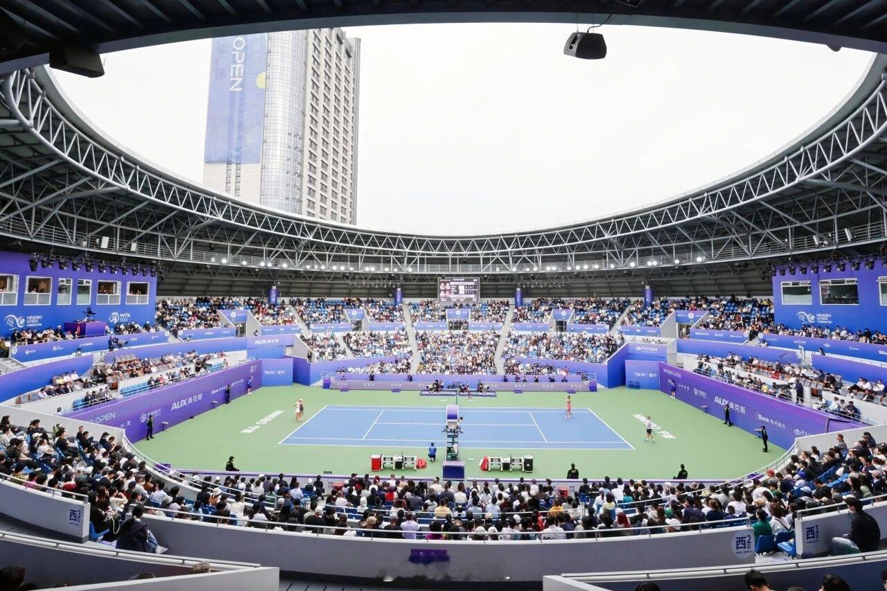 2025赛季WTA赛事大奖揭晓👇WTA1000级别最佳进步赛事：辛辛那提100