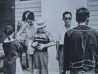 王室王室泰国王室暹罗往事老照片：九世夫妇年轻时访问素攀武里府和呵叻府，以及19