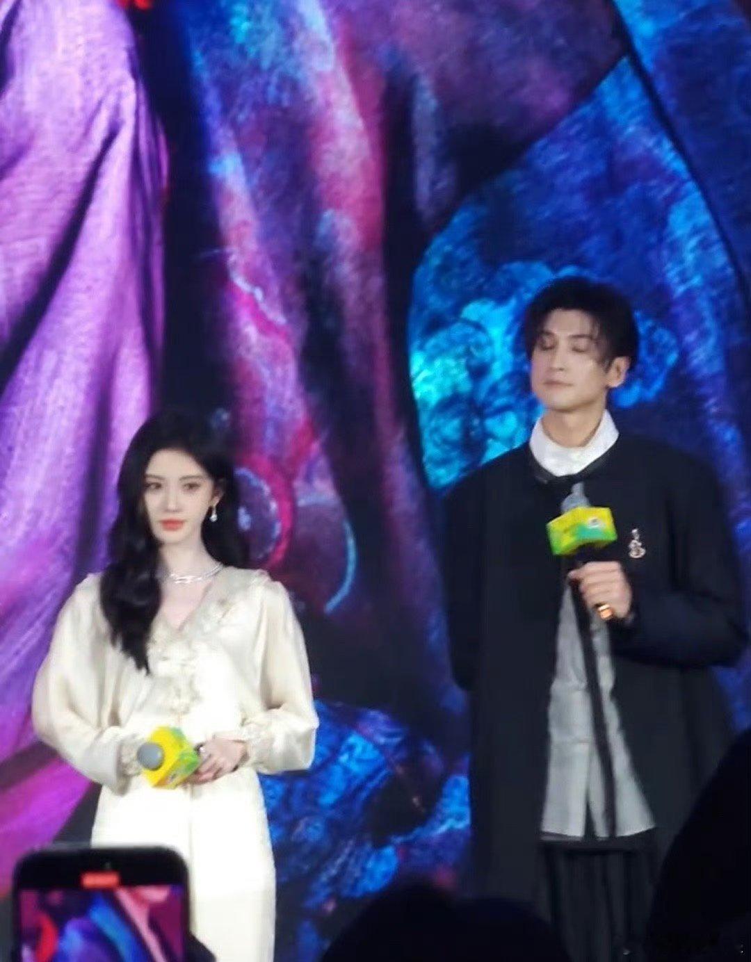 小橘这衣服好像睡裙​​​