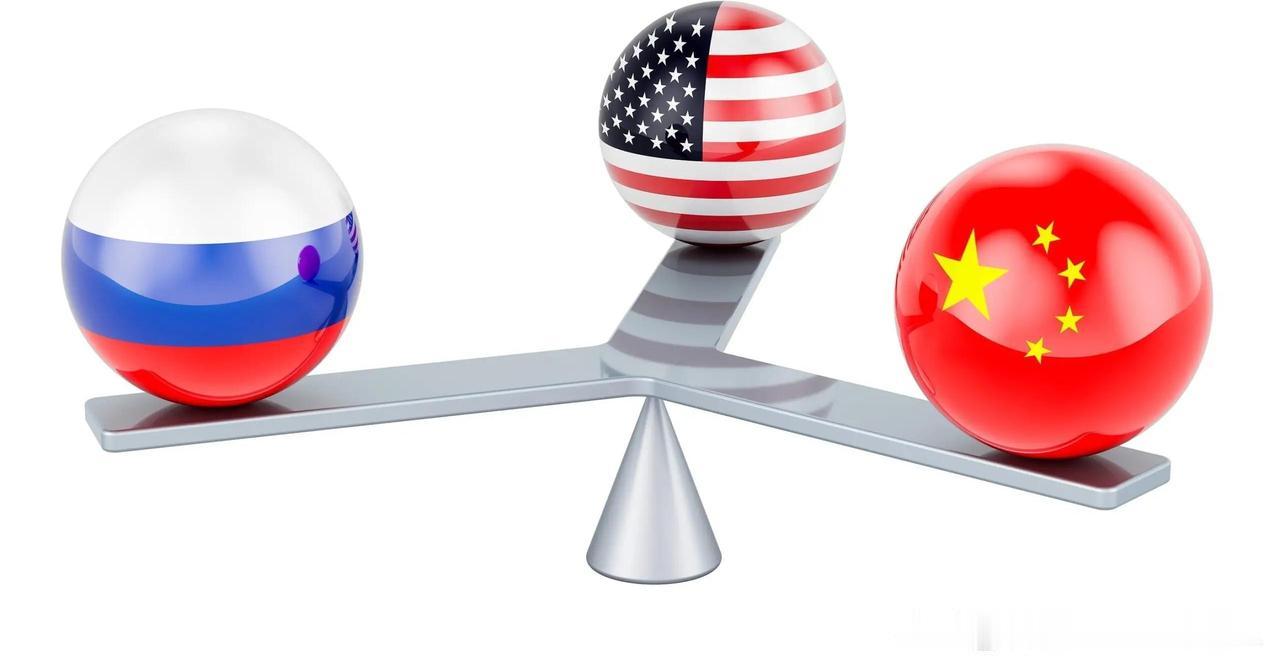 俄罗斯要是赢了，中国要提防的不是北约往亚太挪。北约挪不挪，这几年一直在挪。真正会