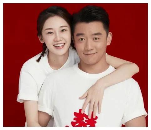 终于理解郑恺为何在综艺一待就是10年，虽然年入千万也怕月底。上海别墅月租10