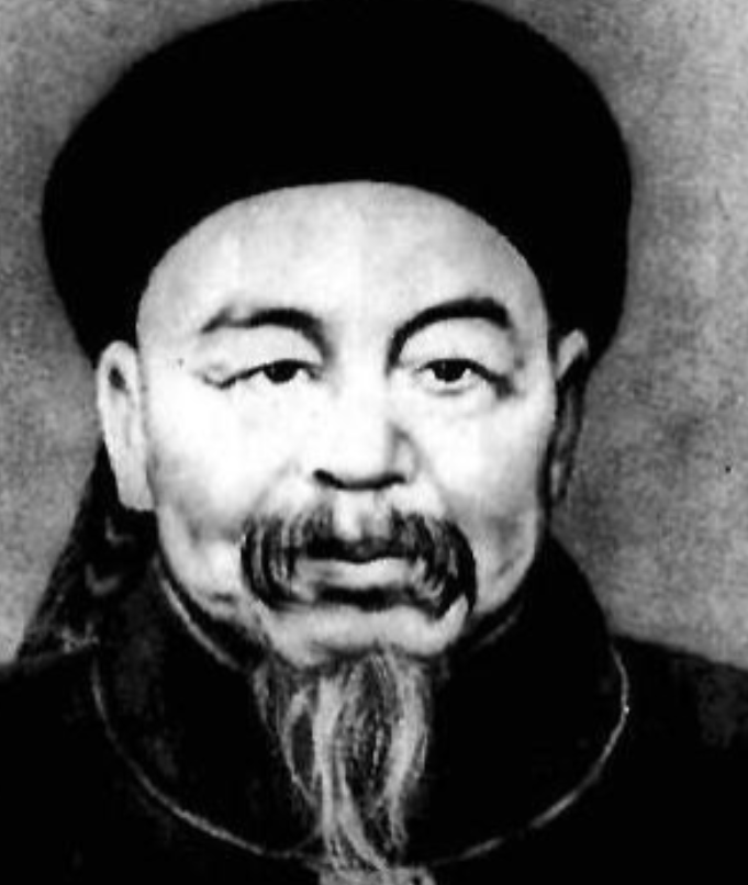1863年，左宗棠发妻周氏问：你每个月的俸禄是多少？左公答：一年40000两白银