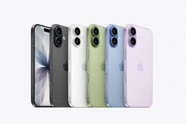 库克终于低头了。7月12日，苹果宣布将iPhone17标准版部分产线关停三分