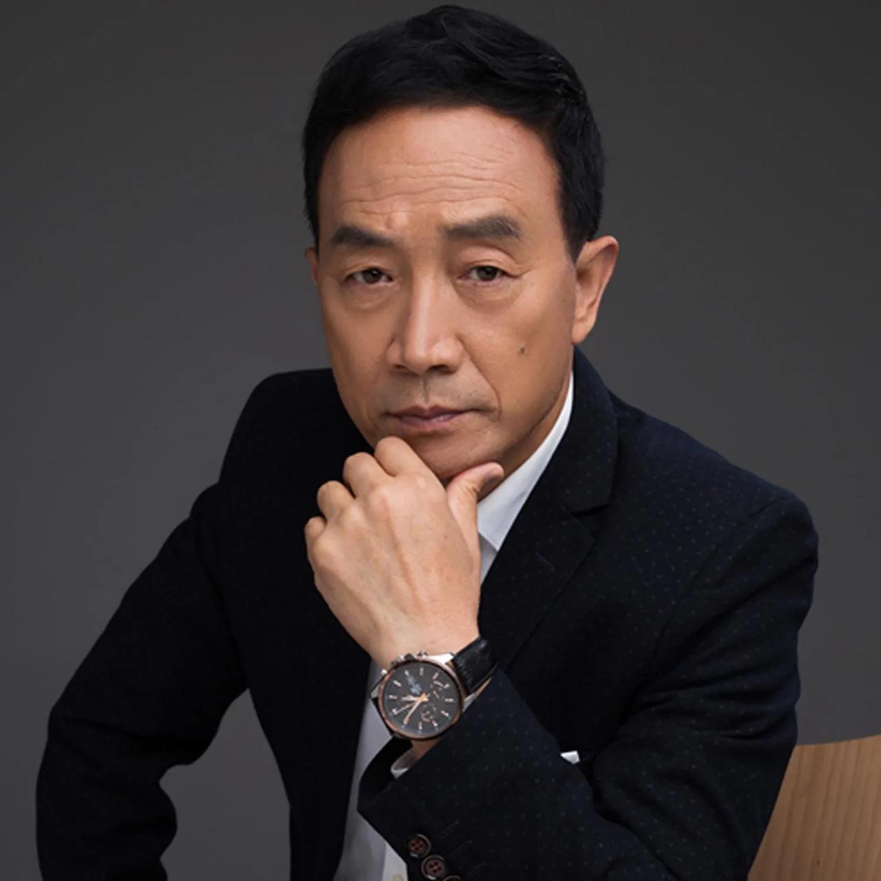 非常喜欢的一个演员，一直不知道叫什么名字？看过他演的很多电视剧，演技杠杠的，对于