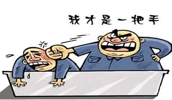 在体制内待久了，看多了人事变动，但凡副职调来“主持日常工作”，千万别急着认定他就