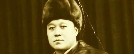 1953年，相声界总门长张寿臣召集津京两地的相声演员开会，目的只有一个：那就是清