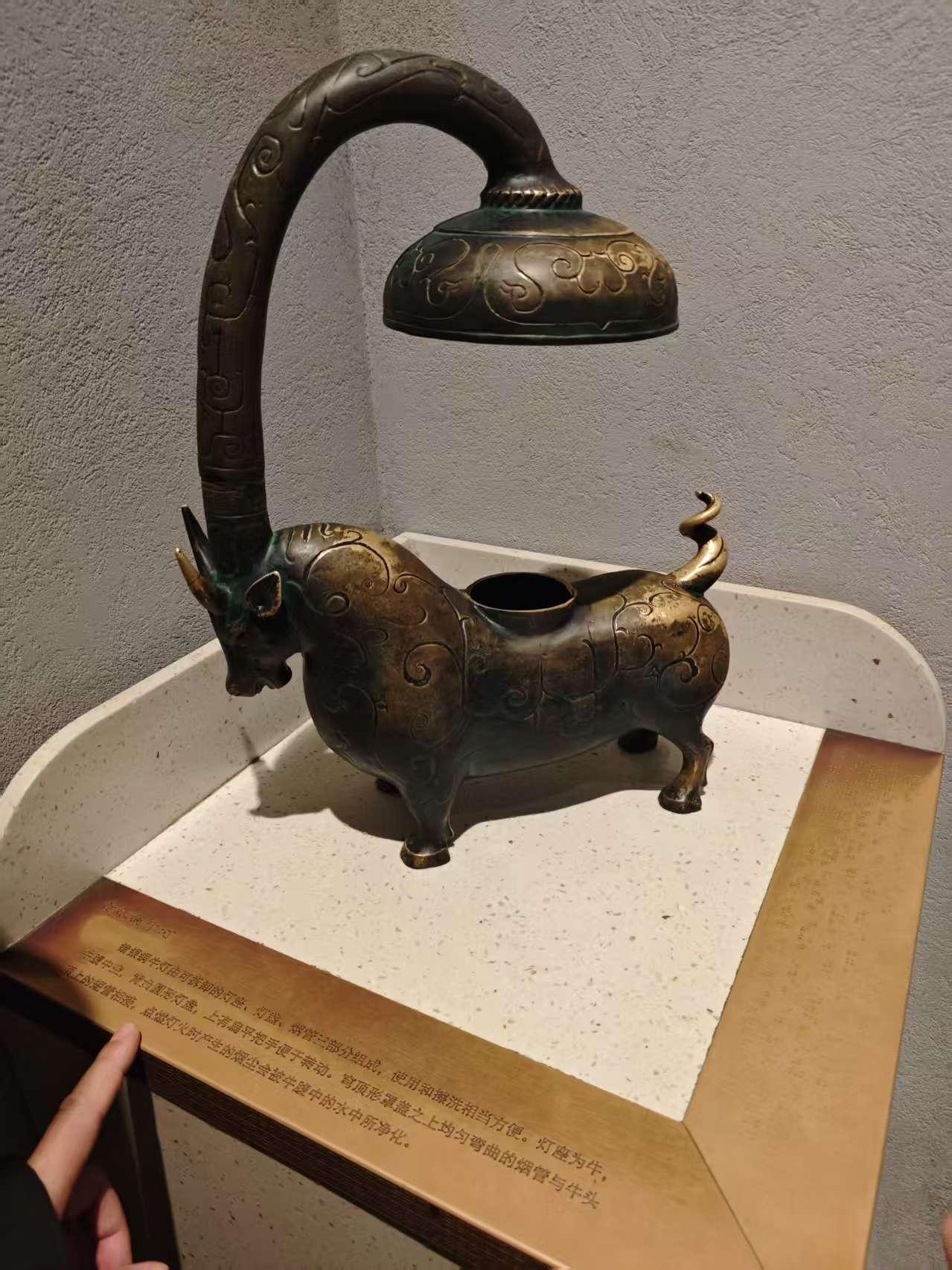 到达南京后，我们会照例参观南京博物院，这也成了我们外出旅游的必修课。但是南京博物