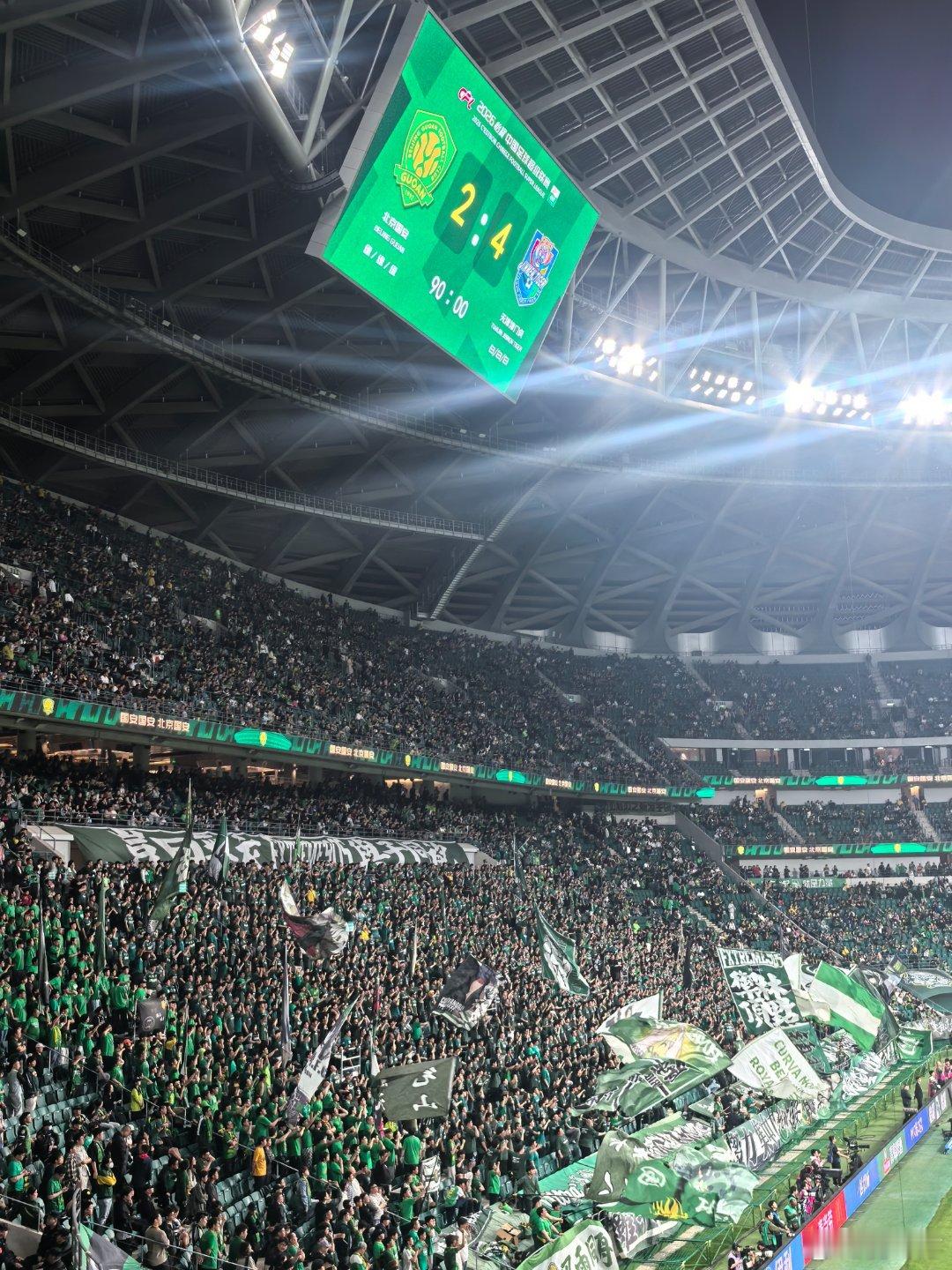 北京国安2比4天津津门虎这比赛也没太多内容值得分析，更像是交了破密防的学费.