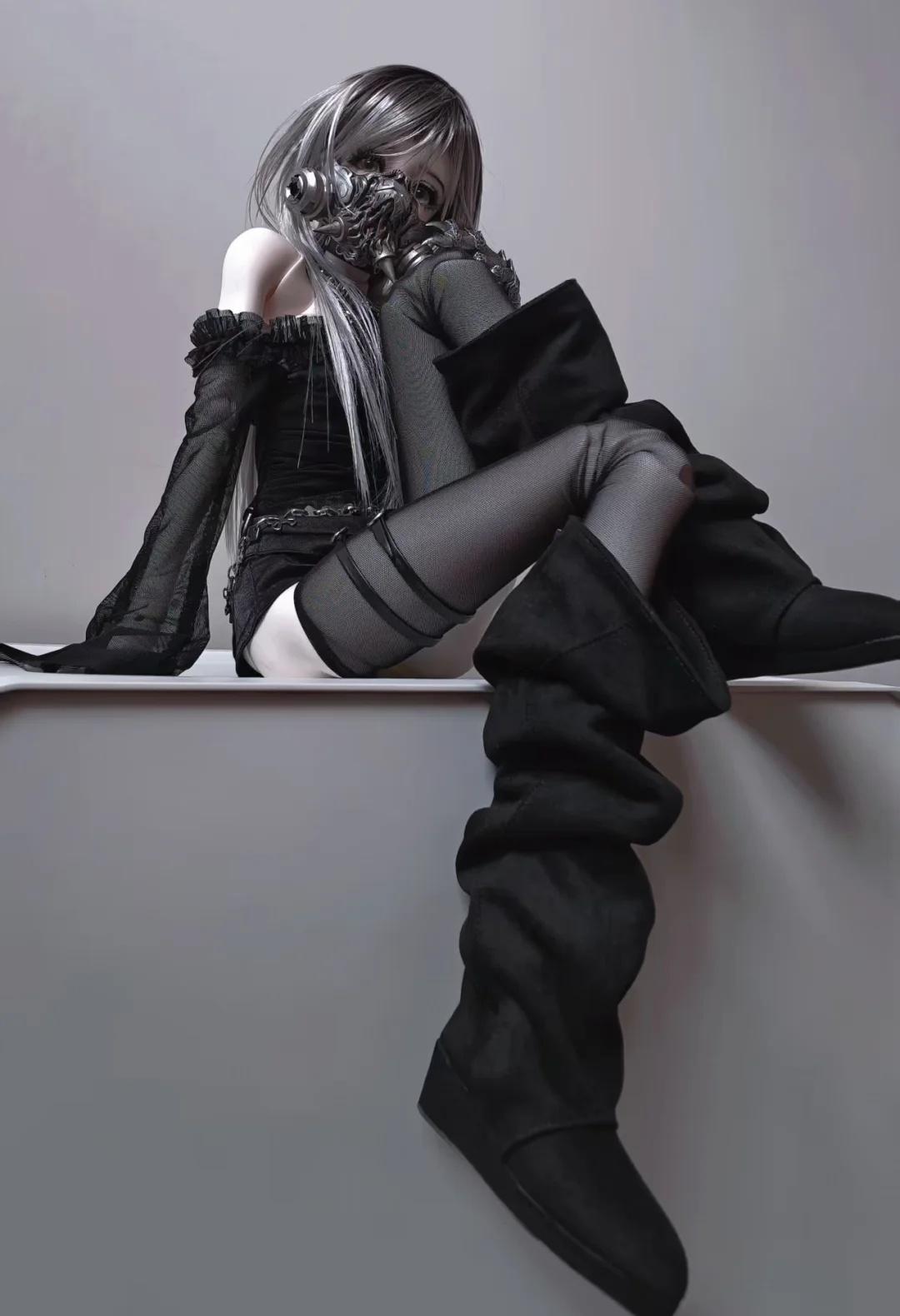 堆靴·新品来咯🖤坡跟堆堆靴，很早就定版的一款啦[害羞]非常实穿一款🫶🏻