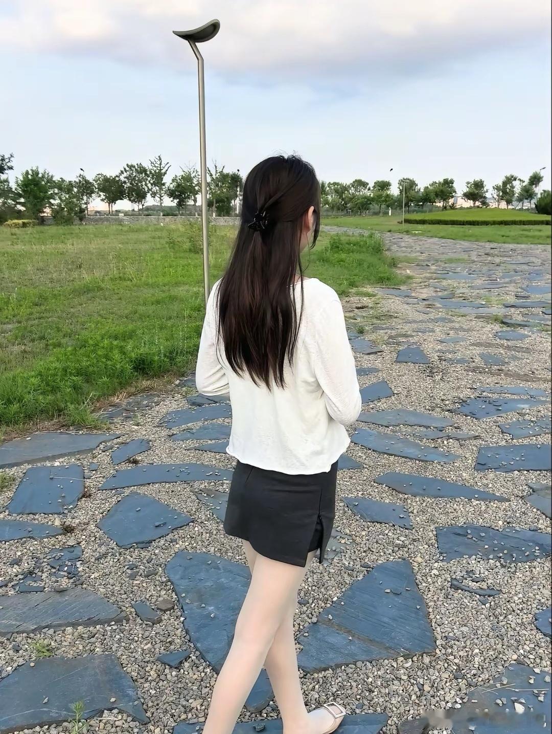 今天穿什么淑女装美女精彩人像