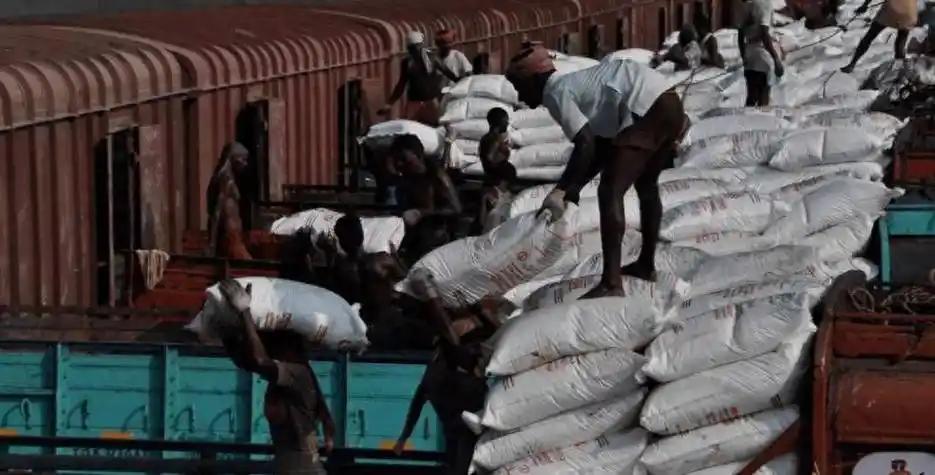 印度这回可是傻眼了。平常他们总爱跟在美国和欧洲屁股后面，变着法地给东大找不痛快。