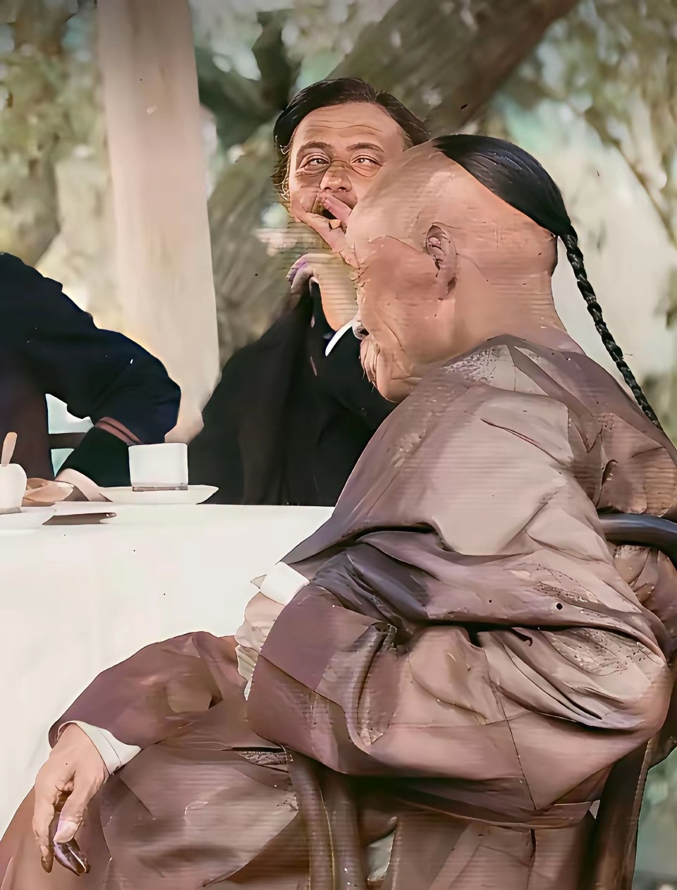 原来清朝真正的辫子是这样的，电视剧里还都美化过了