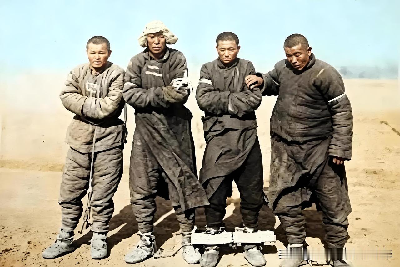1932年义勇军战士临刑前留影，身陷绝境傲骨不屈1932年4月，东北沦陷的
