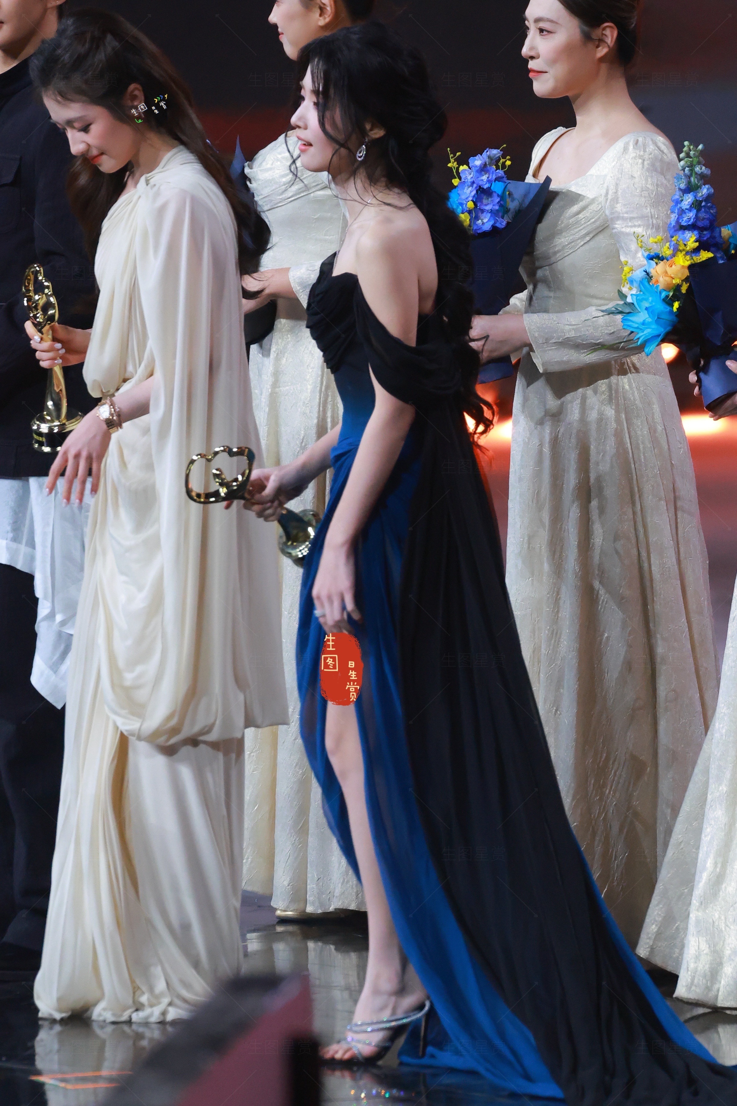 李兰迪卢昱晓微博之夜颁奖礼同台