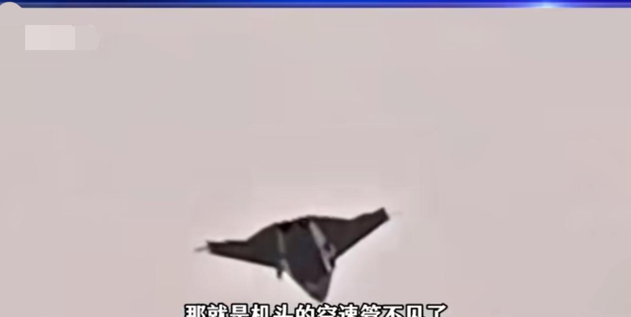 印度专家抗议，我们的飞机剽窃他们设计的方案。他们用我们的新飞机对比他