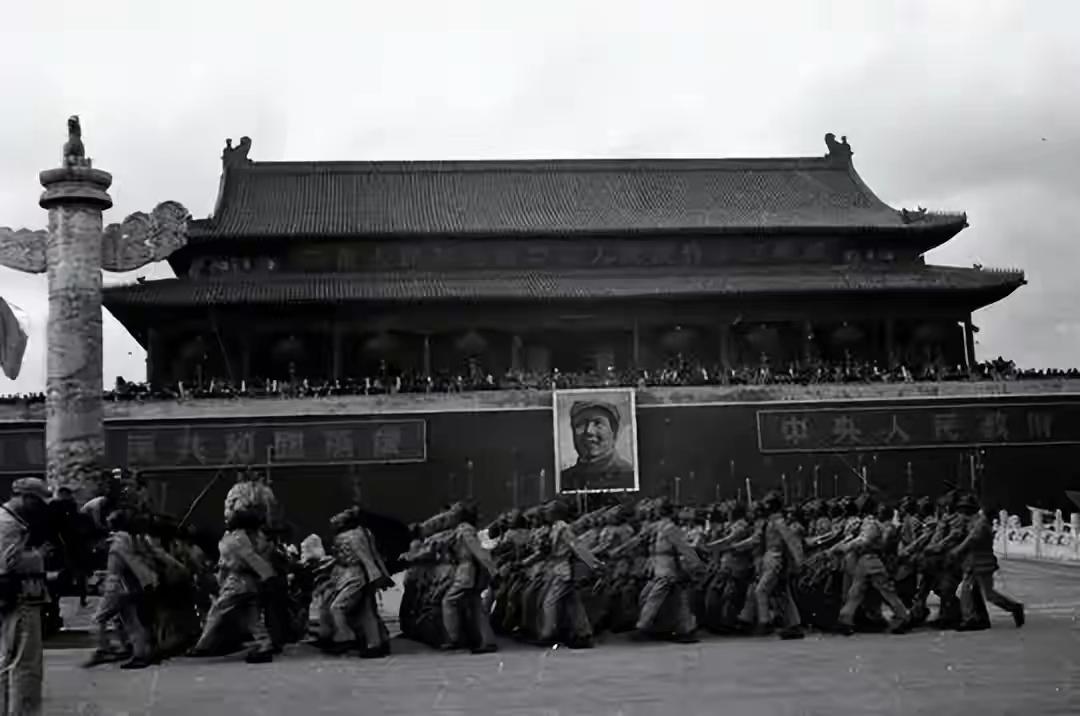 1949年，宋庆龄问毛主席：为何一定要定都北京？主席回答高瞻远瞩1949