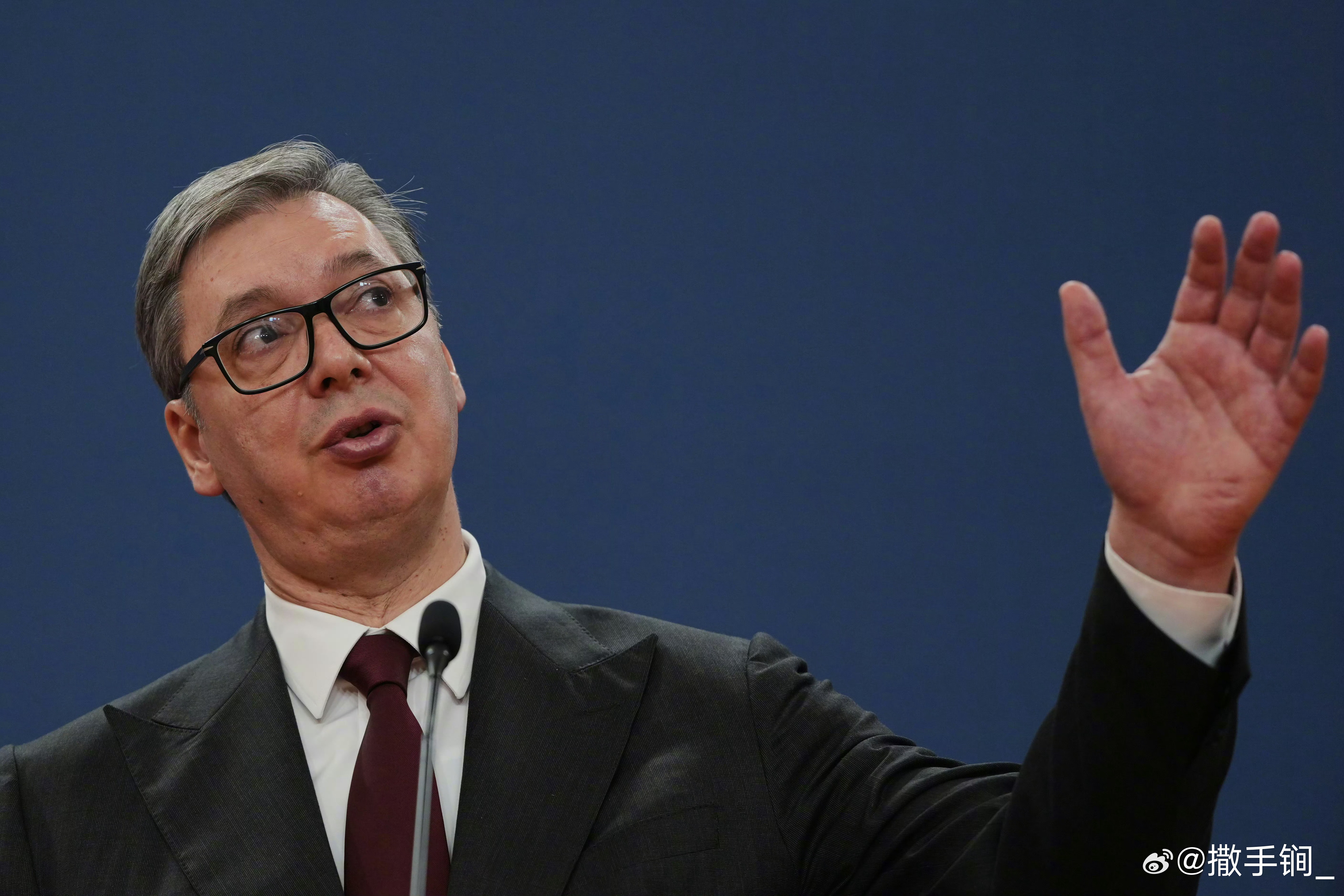 塞尔维亚总统武契奇指责阿尔巴尼亚、克罗地亚以及科索沃当局正协调行动，准备联合起来