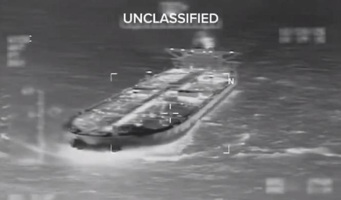 中国拒从美意购委油，美军公海抢油：霸权行径击穿国际规则底线油还没到中国，就被