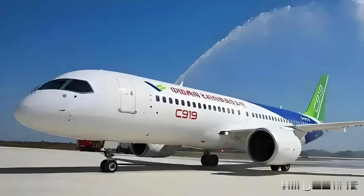 历史性一刻！C919飞出国门，我们自己的大飞机正式跑国际航线了8月12日下