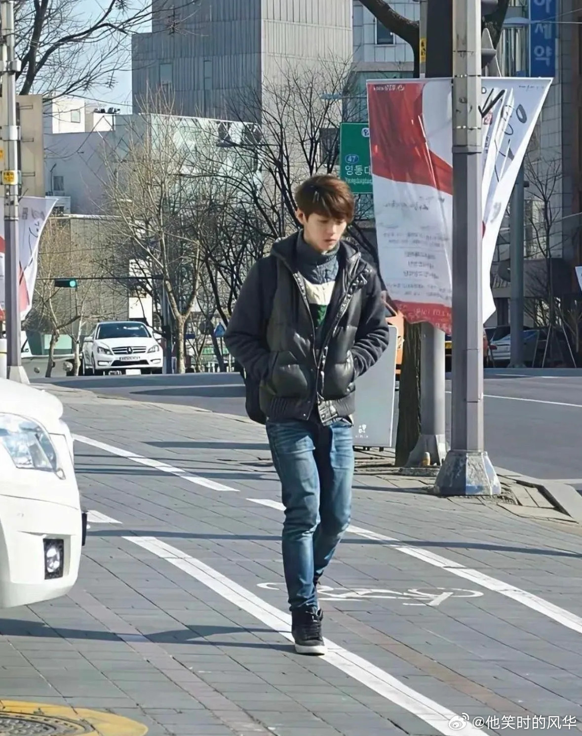 据说这是鹿晗被星探发现前的状态，如果我是星探，我也会找他。