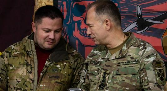 图文：乌军最高司令瑟尔斯基：最优先事务是后勤和反攻乌克兰武装部队总司令奥列克