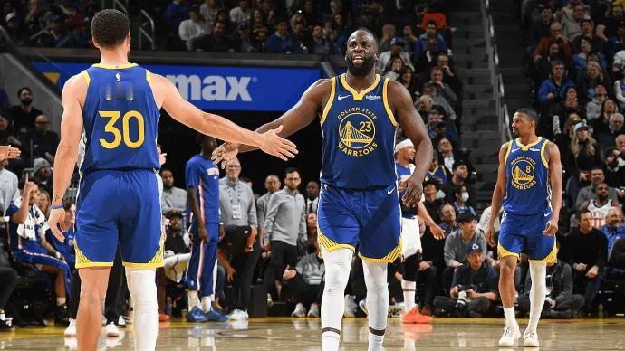 论库里是、格林的重要性，二人缺阵，勇士仅得83分，创赛季得分新低！今天上午结