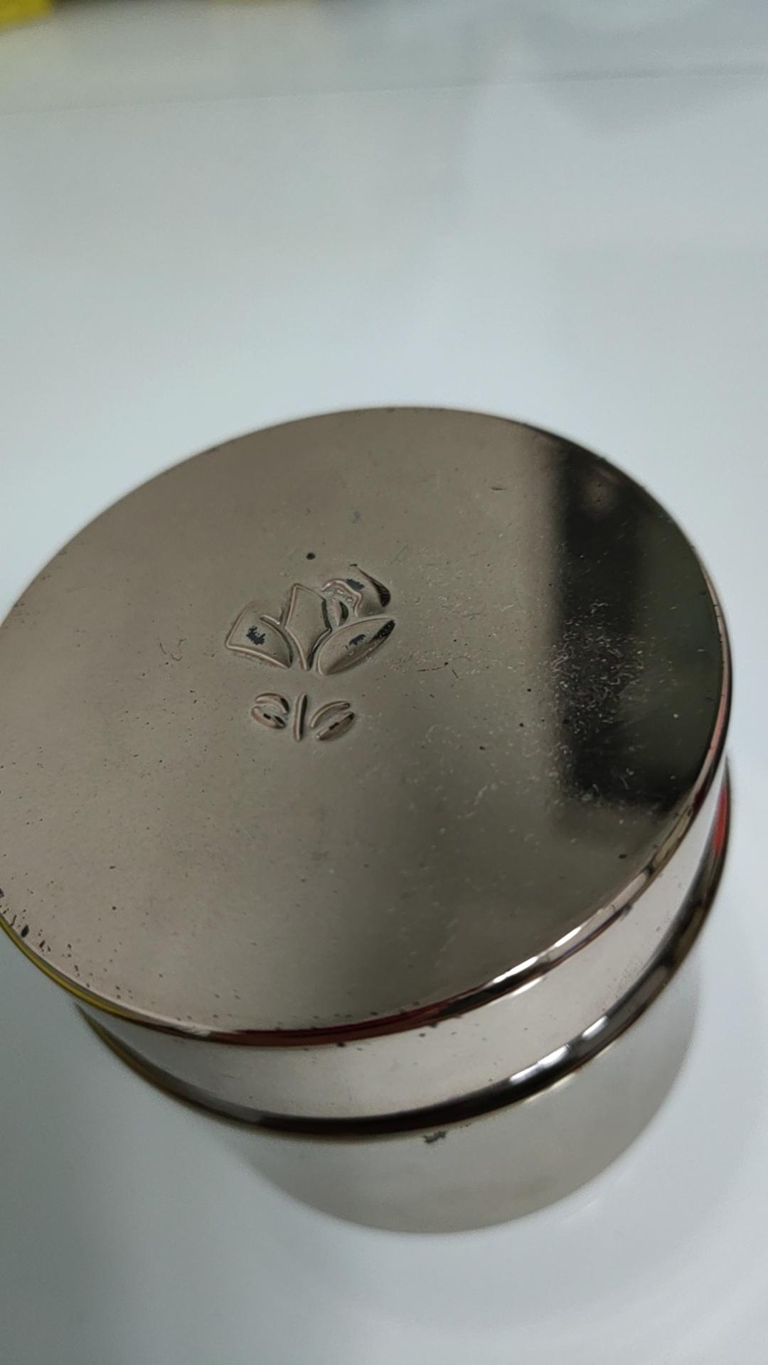 各位友友们，你们知道这瓶“兰蔻”面霜什么价格？我在商场里专卖店，看价格很贵的，这