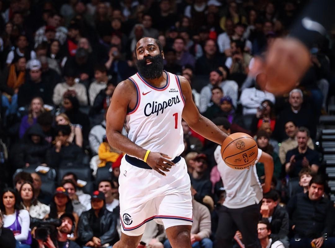 快船逆转猛龙，北伐继续！1，命中率低又如何？关键时刻还得指望哈登！哈登统治加